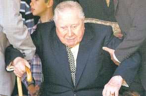 20061210202007-pino.jpg